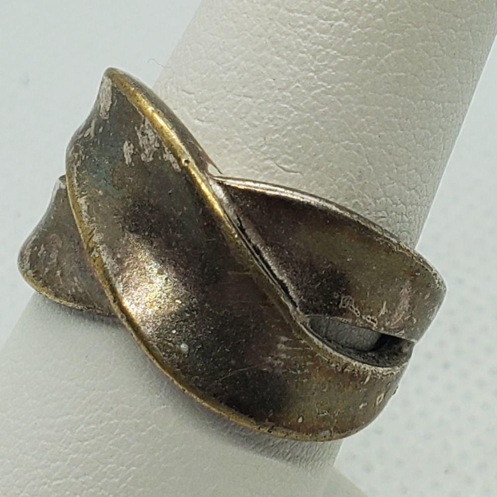 Premier Designs Silver & Gold Colored Ring (8) - Picture 3 of 6
